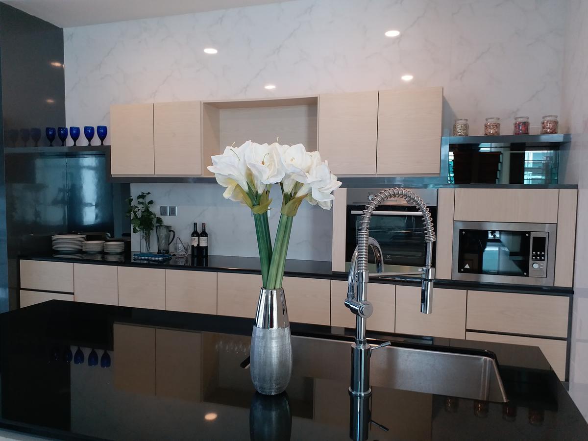 ג'והור בהרו Jb City Paragon Serviced Apartment מראה חיצוני תמונה