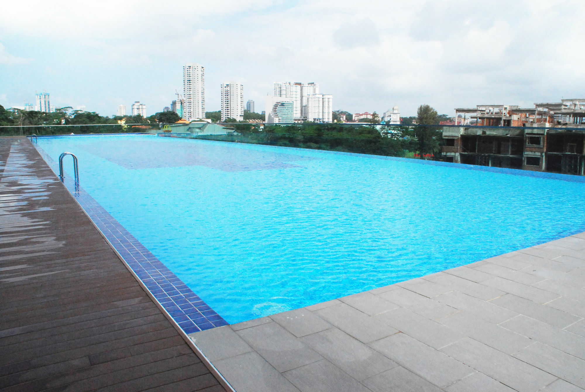 ג'והור בהרו Jb City Paragon Serviced Apartment מראה חיצוני תמונה